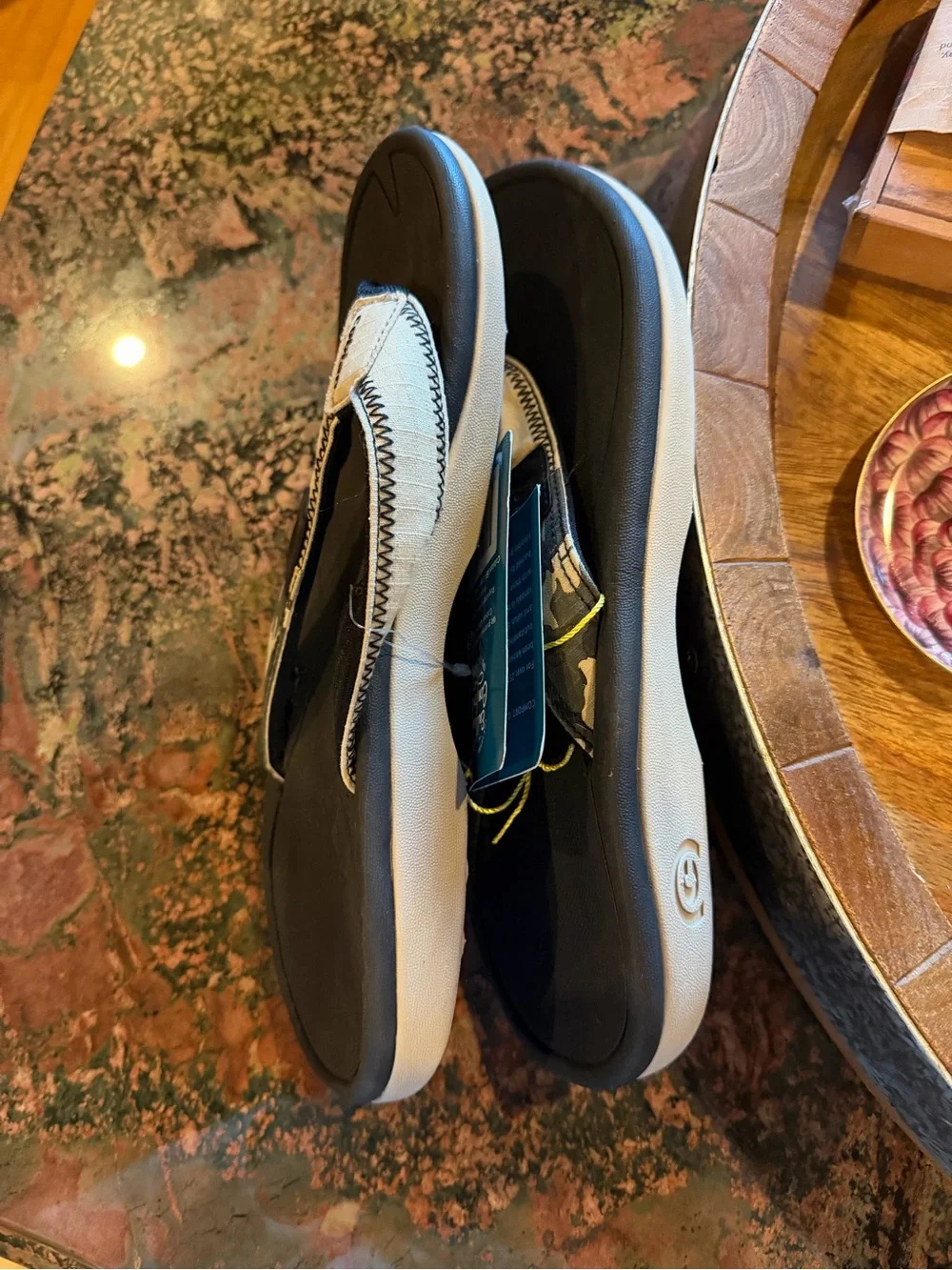 COBIAN men’s SUMO LP Thong Sandals